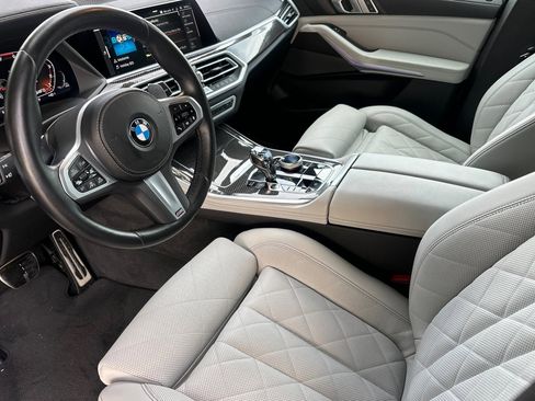 Certified 2023 BMW X5 M50i w/ Executive Package image 11