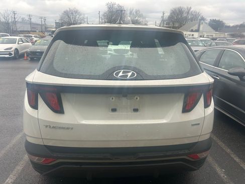Used 2023 Hyundai Tucson SE image 4
