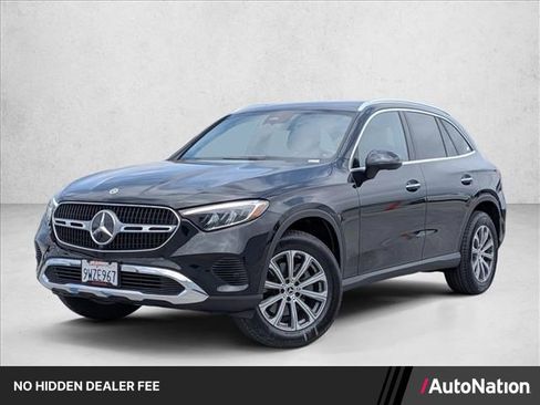 Certified 2026 Mercedes-Benz GLC 300 image 1