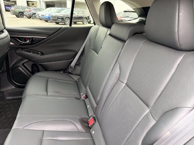 Certified 2025 Subaru Outback Touring AWD/4WD image 23