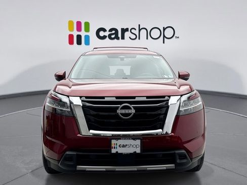Used 2023 Nissan Pathfinder SL AWD/4WD image 8
