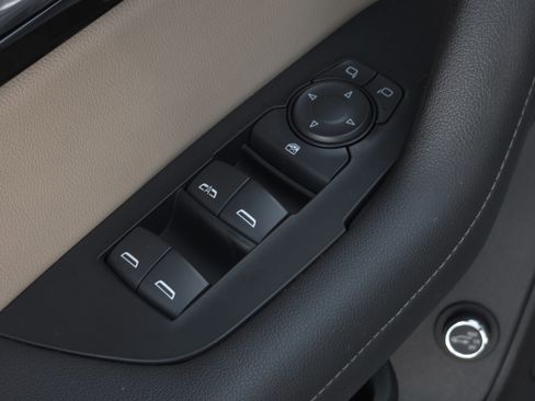 Used 2024 Chevrolet Blazer Premier w/ Driver Confidence II Package image 29