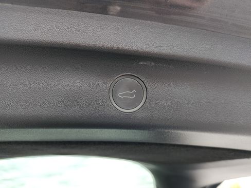 Used 2024 Tesla Model Y Long Range image 24