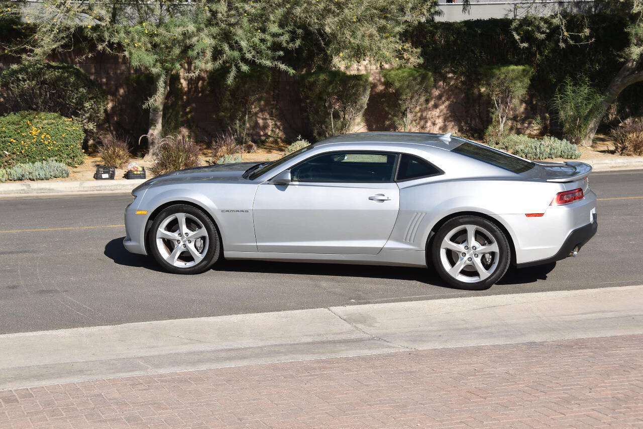 Used 2015 Chevrolet Camaro SS w/ RS Package RWD image 15