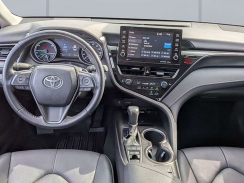 Used 2024 Toyota Camry XSE FWD image 13