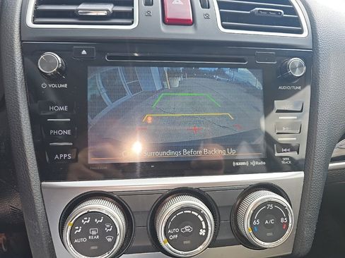 Used 2017 Subaru Crosstrek 2.0i Limited w/ Popular Package #2 image 9