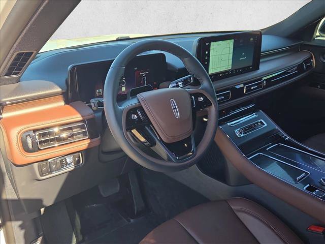 Used 2026 Lincoln Aviator Reserve w/ Illumination Package RWD image 13