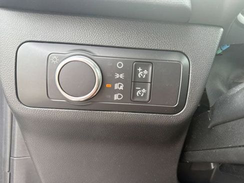Used 2022 Ford Escape SE FWD image 36