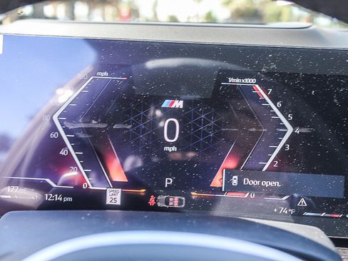 New 2026 BMW X6 xDrive40i w/ Executive Package image 23