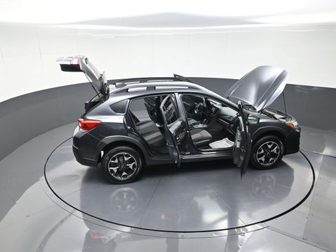 Used 2019 Subaru Crosstrek 2.0i Premium image 14