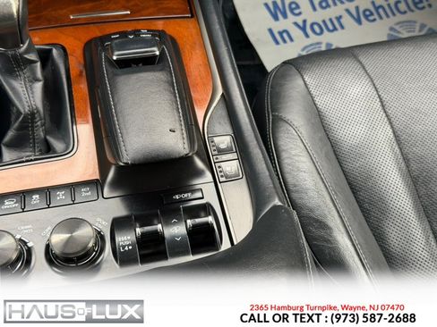 Used 2018 Lexus LX 570 4WD w/ Luxury Package image 30