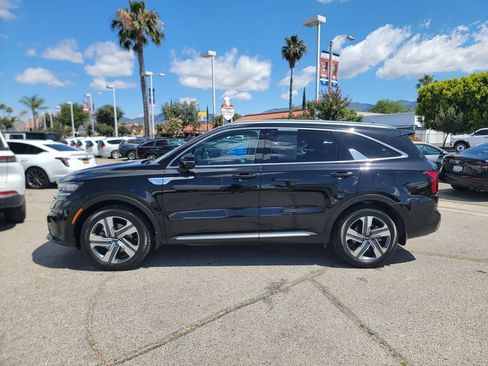 Used 2023 Kia Sorento EX AWD/4WD image 9