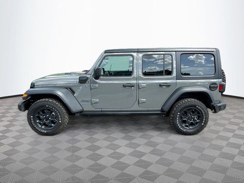 Used 2023 Jeep Wrangler Unlimited w/ Cold Weather Group AWD/4WD image 9
