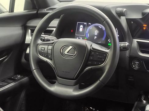 Certified 2025 Lexus UX 300h FWD image 15