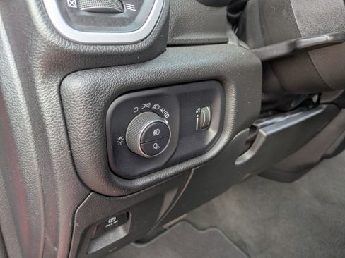 Used 2023 RAM 1500 Big Horn w/ Trailer Tow Group image 19