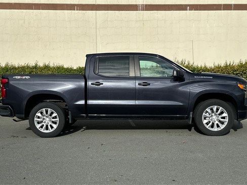Certified 2022 Chevrolet Silverado 1500 Custom image 3