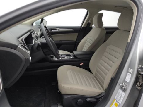 Used 2018 Ford Fusion S image 17