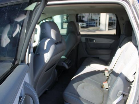 Used 2017 Chevrolet Traverse LS image 11