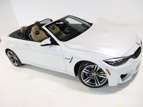 Used 2018 BMW M4 Convertible image 70
