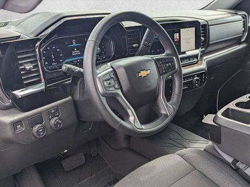 Used 2023 Chevrolet Silverado 1500 LT w/ Protection Package RWD image 9