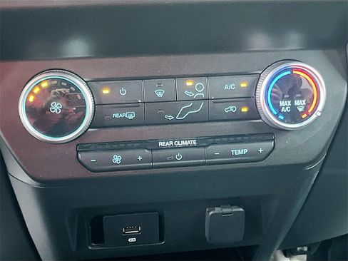 Used 2020 Ford Expedition Max XL image 15