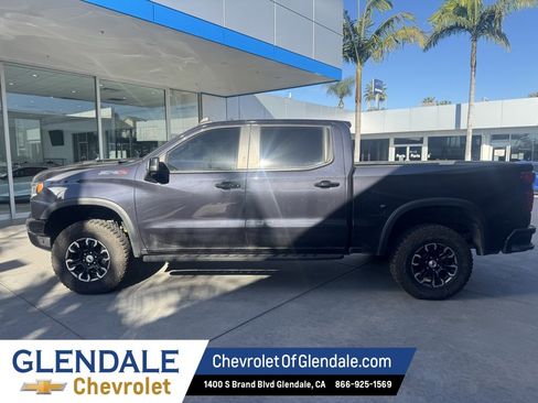Used 2024 Chevrolet Silverado 1500 ZR2 image 4