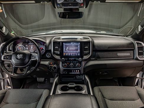Used 2020 RAM 1500 Big Horn AWD/4WD image 15