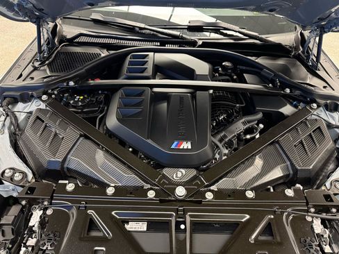 Used 2023 BMW M2 image 27