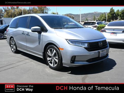 Certified 2024 Honda Odyssey Touring image 3
