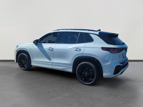 New 2026 Volkswagen Tiguan SE R-Line image 3