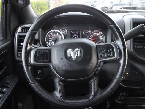 Used 2022 RAM 5500 Tradesman w/ Chrome Appearance Group image 17