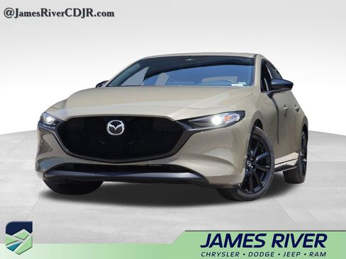 Used 2024 MAZDA MAZDA3 s AWD/4WD image 1