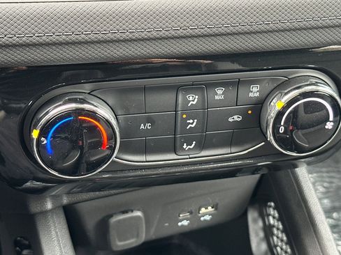 Used 2024 Chevrolet TrailBlazer LT image 17