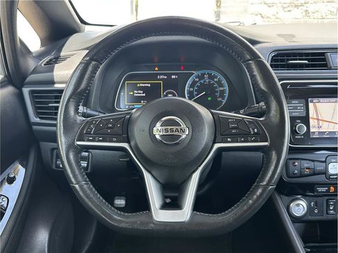 Used 2019 Nissan Leaf SV w/ SV All Weather Package FWD image 18