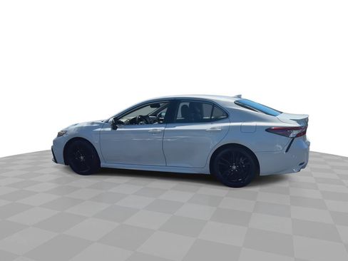Used 2024 Toyota Camry XSE FWD image 7