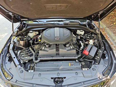 Used 2025 Cadillac CT5 Premium Luxury image 40