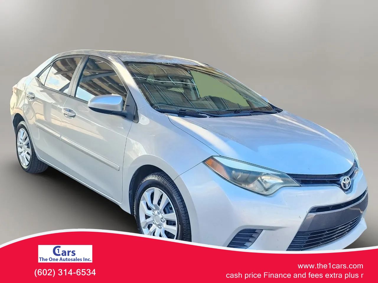 Used 2015 Toyota Corolla LE FWD image 1
