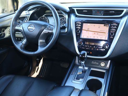 Used 2024 Nissan Murano SL image 10
