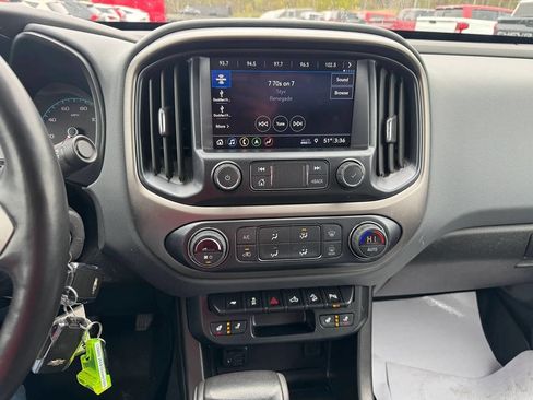 Used 2019 Chevrolet Colorado Z71 AWD/4WD image 7