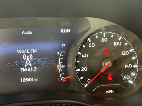 Used 2022 Jeep Compass Latitude AWD/4WD image 17
