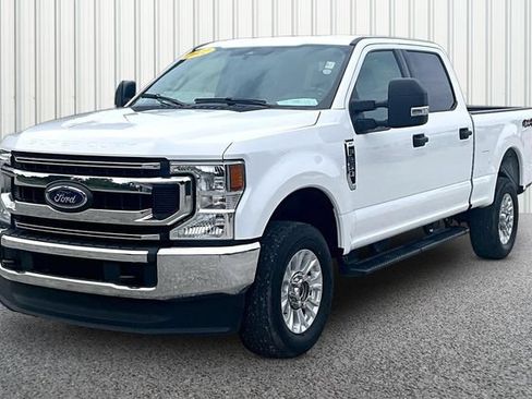 Used 2022 Ford F250 XLT AWD/4WD image 2