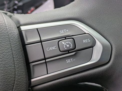 New 2026 Jeep Compass Latitude image 20