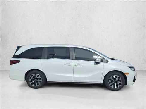 New 2026 Honda Odyssey EX-L image 4