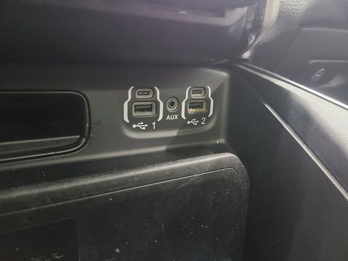 Used 2020 RAM 1500 Laramie image 26