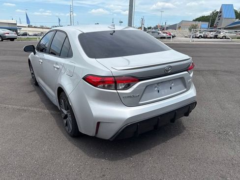 Used 2024 Toyota Corolla SE FWD image 5