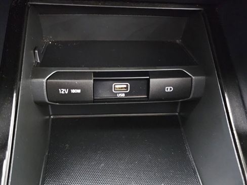 Used 2020 Kia Telluride S AWD/4WD image 31