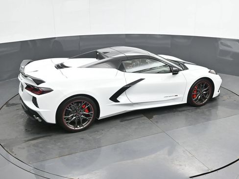 Used 2023 Chevrolet Corvette Stingray Premium Conv w/ Z51 Performance Package RWD image 33