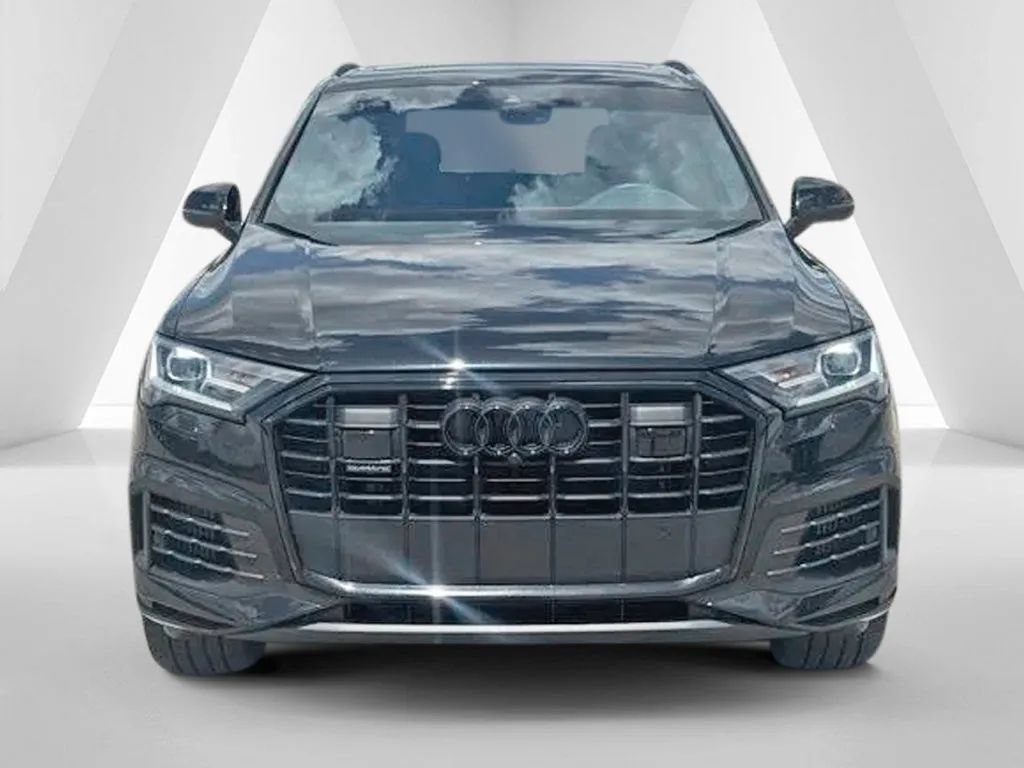 Used 2023 Audi Q7 3.0T Premium Plus AWD/4WD image 2