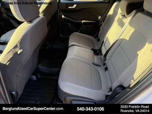 Used 2020 Ford Escape SE Sport image 12