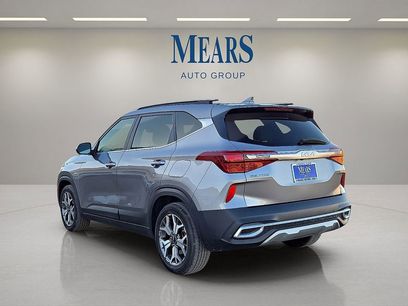 Used 2022 Kia Seltos EX